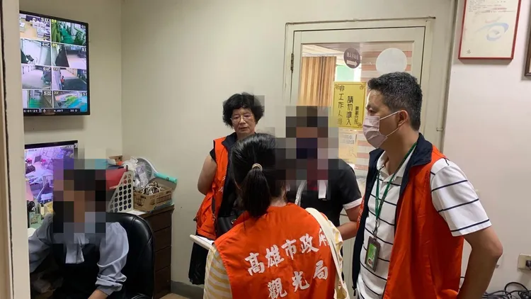 「博愛春風時尚旅館」聯合檢查符合規定。市府提供