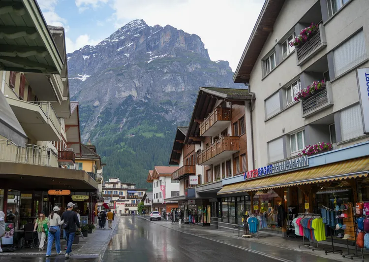 格林德瓦是前往少女峰的門戶小鎮。田欣雲攝影