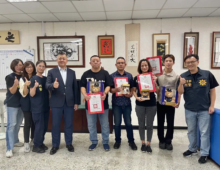 網紅「呱哥」莊子歌與「永康四大才子」團隊。警方提供