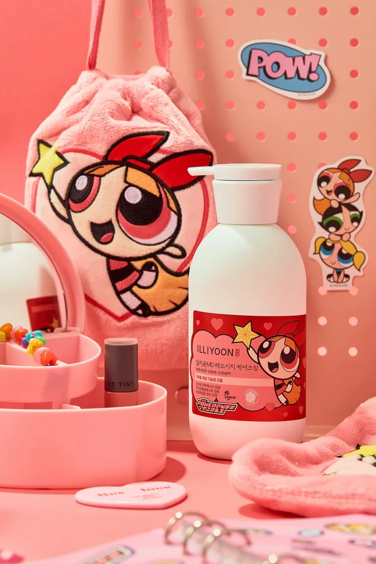 一理潤飛天小女警舒緩紅癢護理霜組，贈絨毛束口袋，330ml／790元。品牌提供