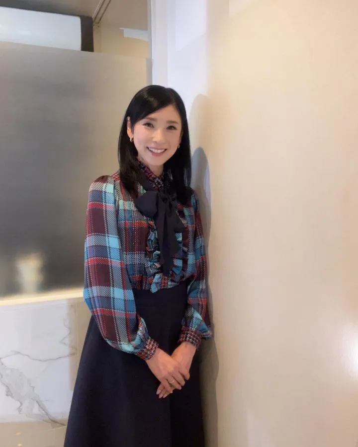 黑木瞳是暖心的前輩。翻攝hitomikofficial IG
