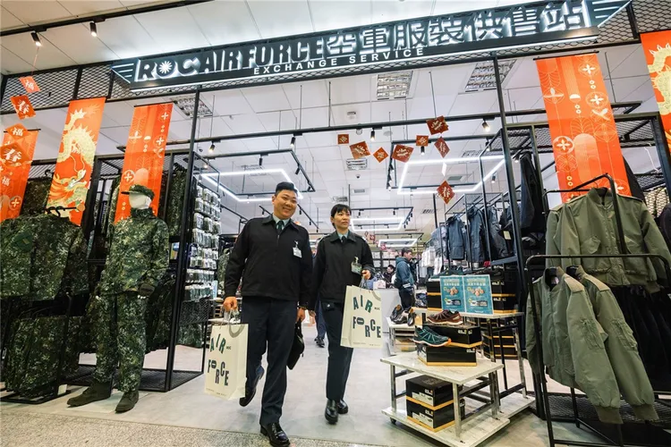 生活工場取得空軍「服裝供售站」委商經營權。空軍官網