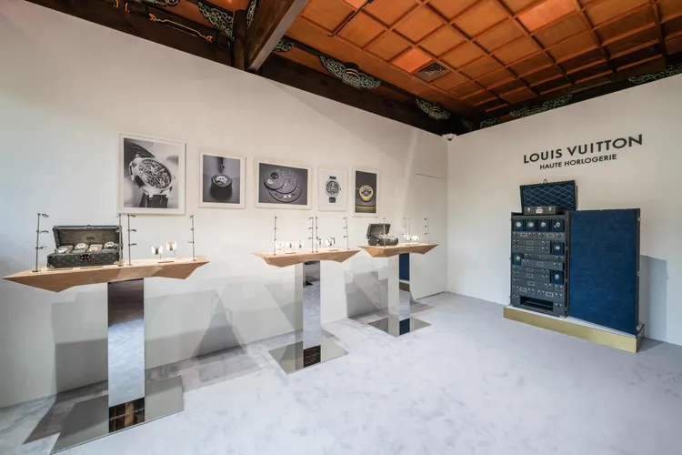 LV頂級珠寶展高級藝術腕錶展區。品牌提供