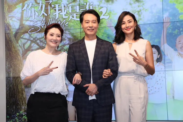 洪小鈴（右起）、尹昭德和劉曉憶出席記者會。莊宗達攝