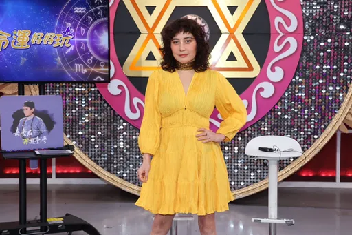 寵物離奇死亡!何超儀宣告不再拍鬼片 遇「紅衣稻草人」跟回家