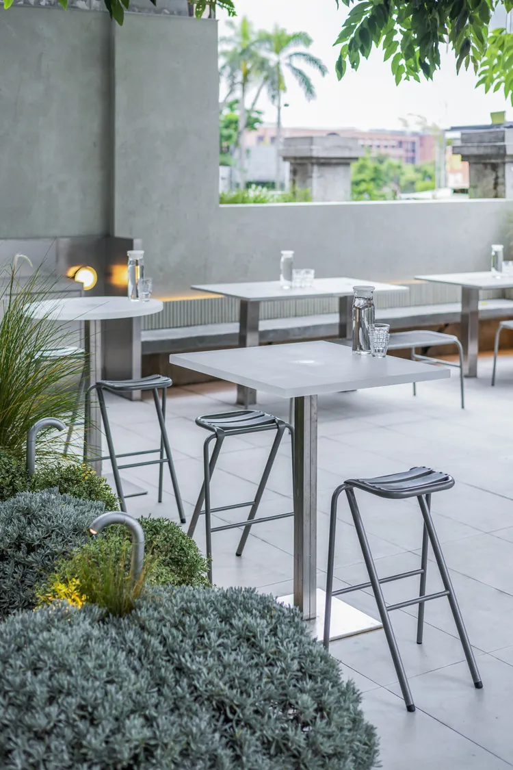 「BRUN不然天母店」室外空間。業者提供