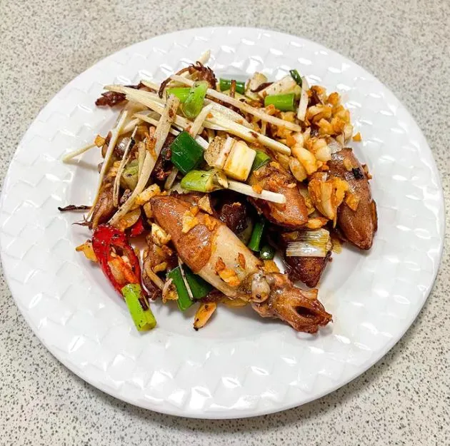 「賣塩順」以傳統家常臺菜聞名。取自米其林官網