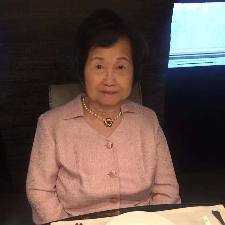 李晶晶分享阿嬤生前的照片。翻攝李晶晶IG