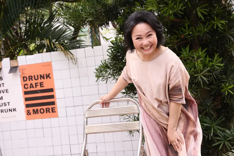 呂雪鳳的笑容。