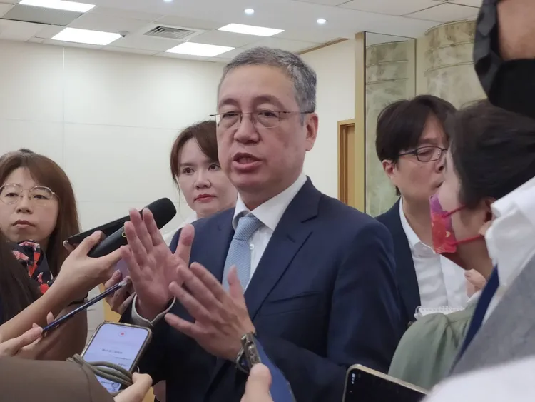 永豐銀行總經理莊銘福活動後受訪。許麗珍攝