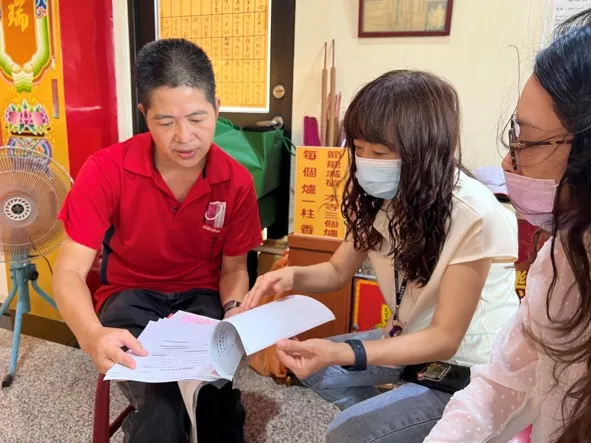 民政局全力協助宗教團體合法化，兩年間已成功輔導79家宗教團體，完成囑託不動產筆數達542筆，為全國最高。民政局提供