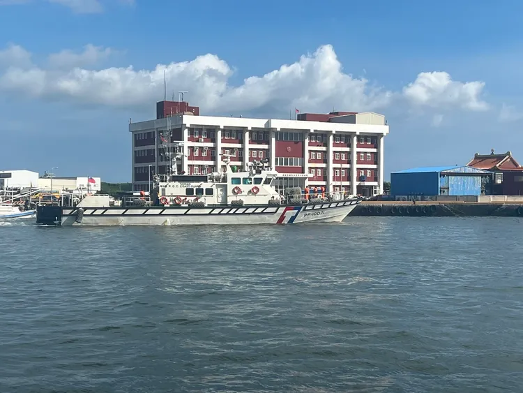 澎湖海巡隊5月時並未尋獲老翁。海巡署提供