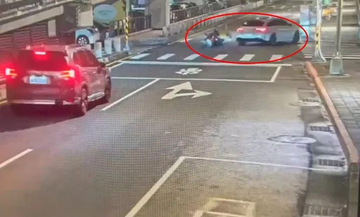 新生橋下竄出女騎士 賓士CLA閃避不及直接擊落!6人受傷送醫