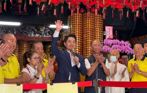 搶到江蕙登大巨蛋！蔣萬安笑容藏不住　嗨唱「愛我3分鐘」