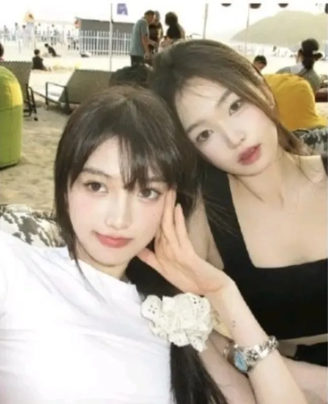 范丞丞新歡（左）與前任合照在網上瘋傳。翻攝老鬼的瓜田微博