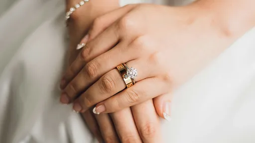 當眾討還144萬聘金還發文引熱議 警察決定把債主抓去關7天