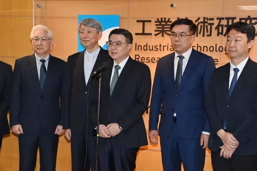 憲法法庭今藍綠白言詞辯論　卓榮泰：法務部代表行政院與憲法基本立場