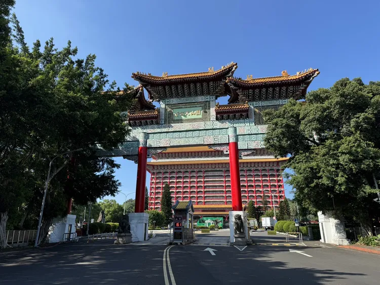 蒂妲史雲頓首度訪台，入住台北圓山大飯店。特勤中心攝