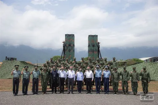 中科院傳小批量產射高70公里「強弓飛彈」 「 TK4型」彈箱尺寸曝光