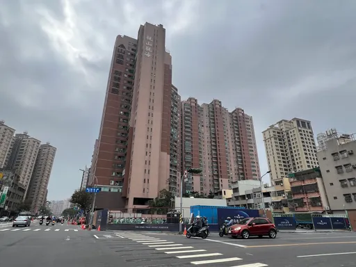 重稅高房價逼出爸媽送房 今年H1贈與繼承戶數再創歷史新高