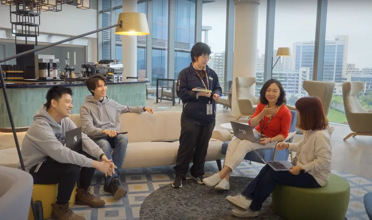 Google相當看重跨部門的良好溝通能力與領導力。Google提供