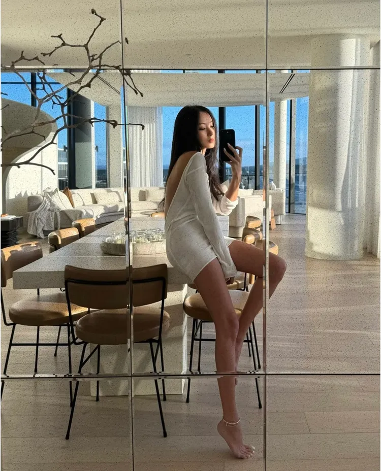 孫芸芸曬出一雙修長美腿。翻攝孫芸芸IG