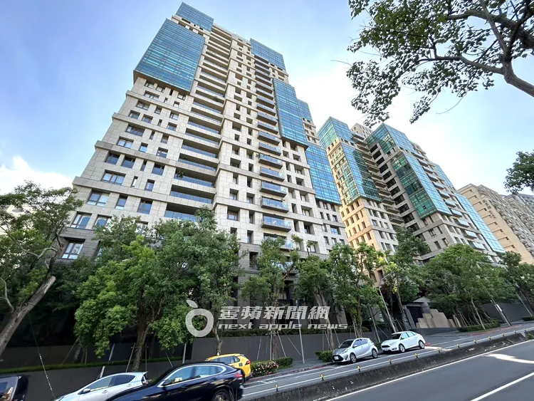 羅志祥砸下4.8億購入內湖「文心AIT」4戶打通，吳宗憲及侯昌明也是鄰居。特勤中心攝