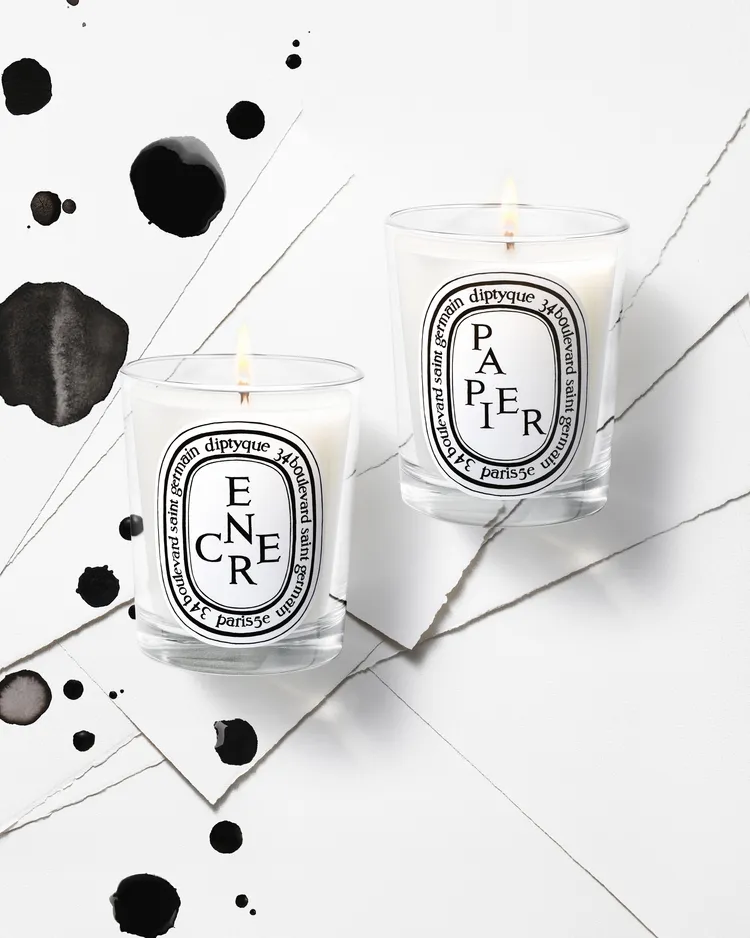 限量版Encre （水墨） 、Papier（紙絹）香氛蠟燭，各190g／2100元。品牌提供