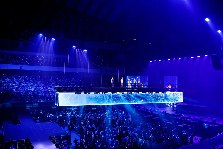 Energy開唱，台下座無虛席。相信音樂提供