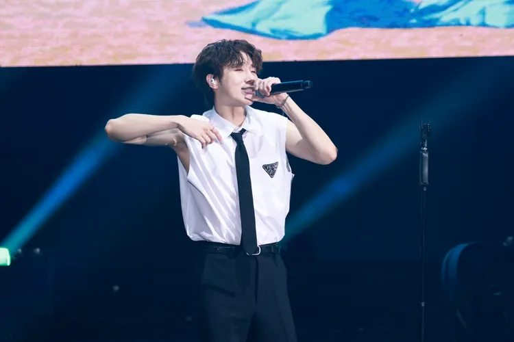 金聖圭坦言唱到一半進歌點有失誤，但瑕不掩瑜。彭欣偉攝
