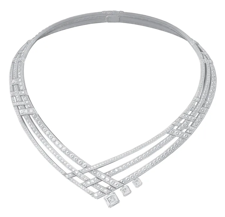 Mélodie 18K白金項鍊，鑲嵌1顆5.84克拉方形祖母綠切割D FL鑽石，1 顆2.18克拉方形祖母綠切割D VVS1鑽石，1顆1.50克拉方形祖母綠切割E VVS2鑽石，和明亮式切割鑽石。品牌提供