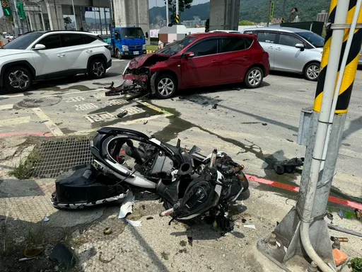新北婦駕車違規左轉碰撞機車　男騎士噴飛頭部重創死亡