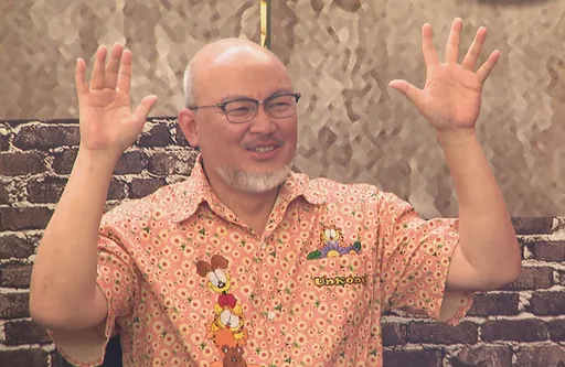 劉亮佐登當評審 頭頂發亮被當閃光燈