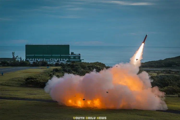 國防部今於中科院九鵬基地，試射愛國者二型防空飛彈。青年日報臉書