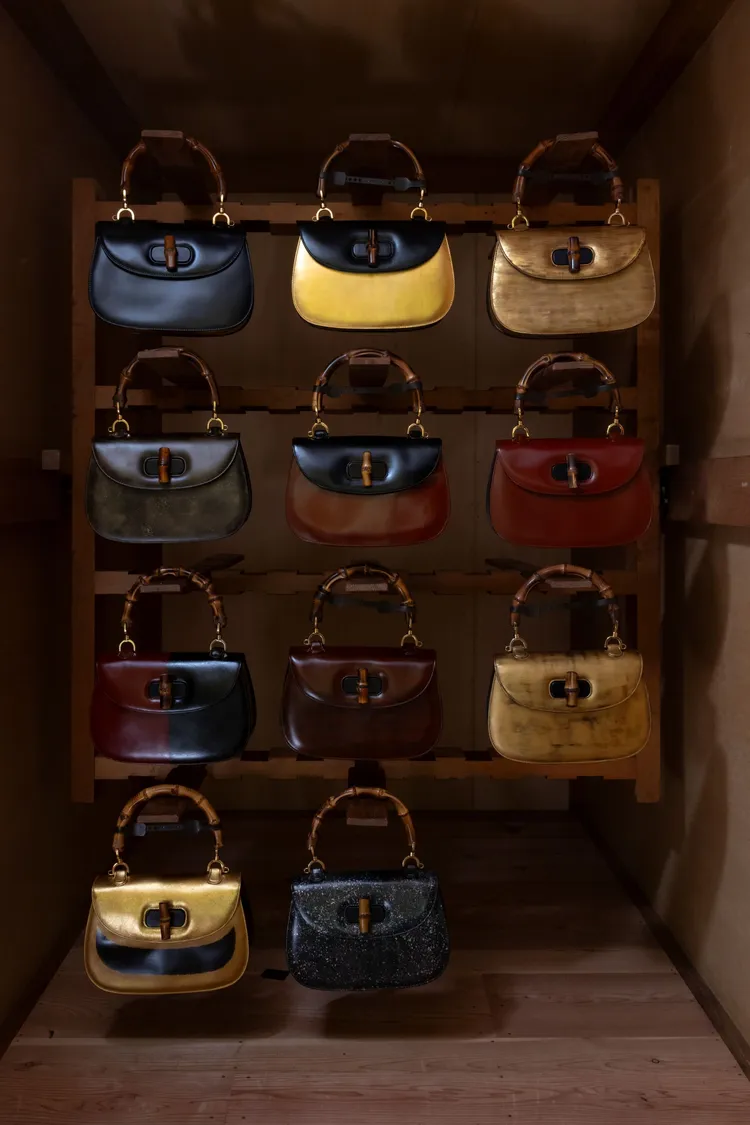 GUCCI在日本銀座畫廊舉辦的「BAMBOO 1947：昔日與今日。慶祝GUCCI在日本60周年」展覽。品牌提供