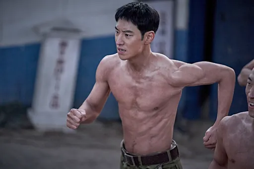 李帝勳演逃兵背部全裸瘦到58kg　憶結腸炎開刀「真的可能會死」