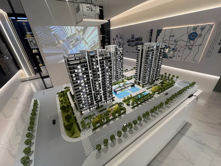 「世界之心」具備超低建蔽率與高綠覆率，單價相對便宜，加上品牌具備優勢，成為大賣主因。葉家銘攝