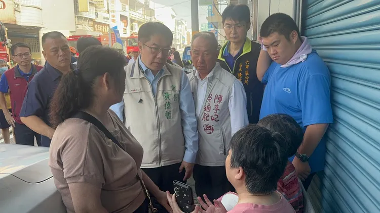 台南市長黃偉哲到場關心。記者莊曜聰攝影