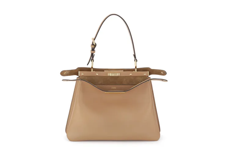 FENDI Peekaboo Soft，18萬4000元。品牌提供