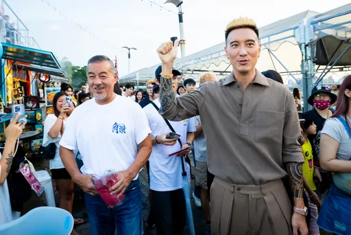 《角頭-大橋頭》賣破1.32億 王陽明兌現承諾送10萬豪禮