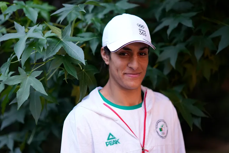 克莉芙表示，外界對她性別的質疑，「有傷人性尊嚴」。美聯社