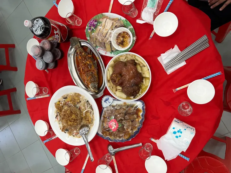 客家辦桌烹飪文化再現。新竹縣府提供