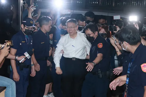 逮捕理由曝光!柯文哲拒夜訊「起身就想走」 北檢:有勾串之虞