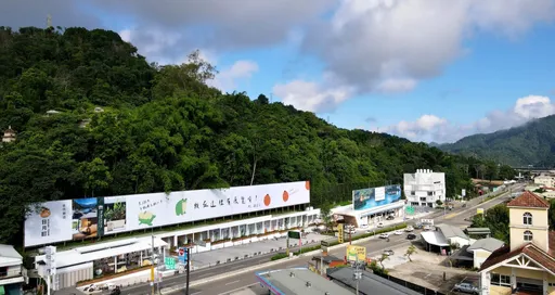 全台最美中油加油站!日月潭必經純白園區 可免費拿餐券