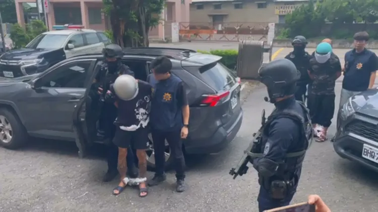 警方今日將曾嫌逮捕歸案。翻攝畫面