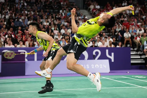 李洋鞋底藏貓膩!網笑「因為他都躺著」 內行人揭真相