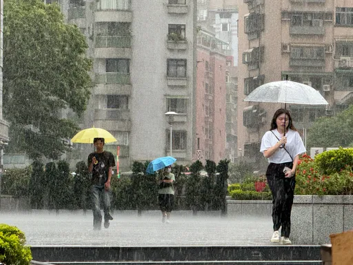 颱風「魔羯」下週恐生成　不排除撲台登陸！午後2地雷雨開炸
