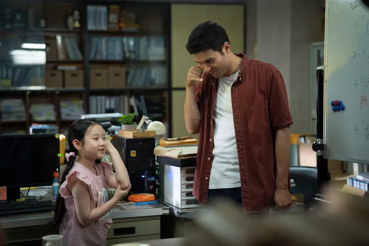 宋芸樺戲外透露鳳小岳是自己小時候的男神。人生清理員影集版提供