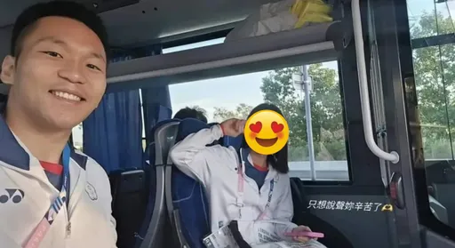 李洋曬戴資穎超萌合照 網驚:自拍技巧贏過天下99%男人