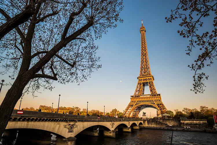 2025年春節假期長達9天，不妨安排一趟歐洲之旅。可樂旅遊提供